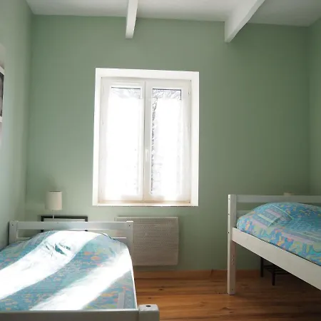 Lovely With Terrace And Garden, Holiday home *